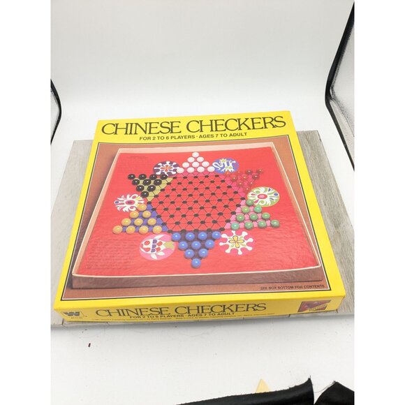 Vintage Western Publishing Chinese Checkers Game Complete Set With Box - Picture 1 of 8
